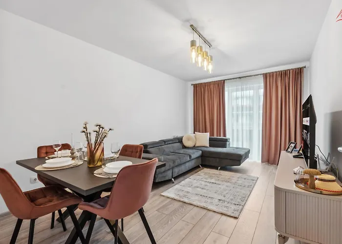 D&A Apartment With Private Parking